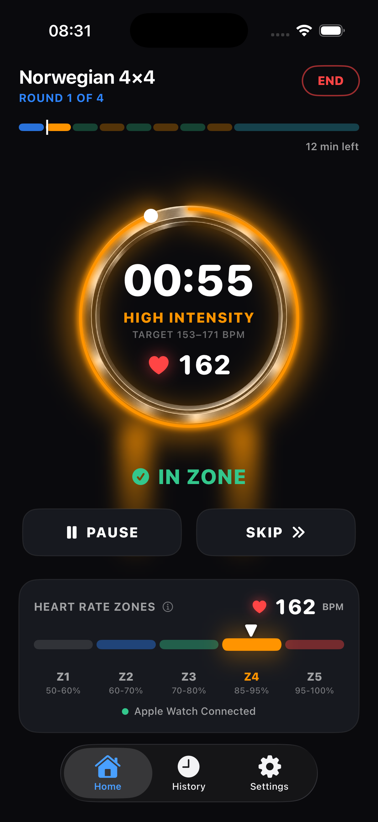 N4x4 workout screen with interval ring, live heart rate and target zone